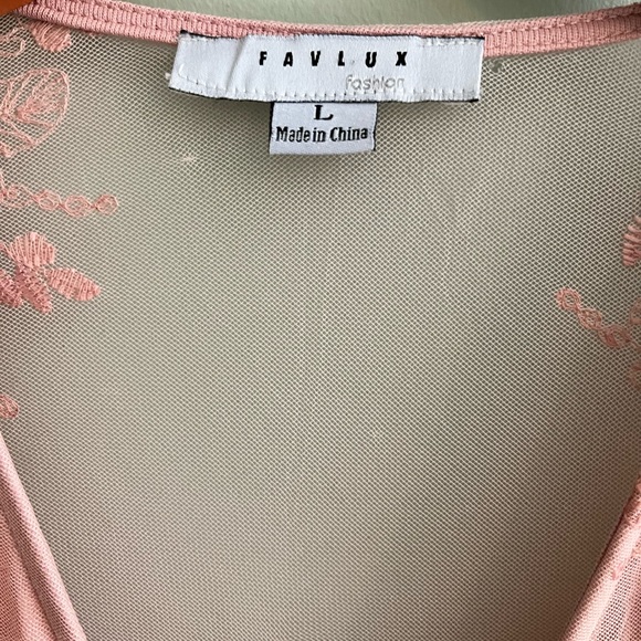 Pink Lace Dress - Picture 4 of 4